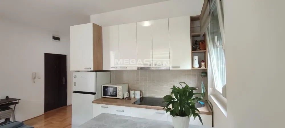 Prodaja, jednosoban stan, 40m², Karaburma, Palilula Sve Podlokacije