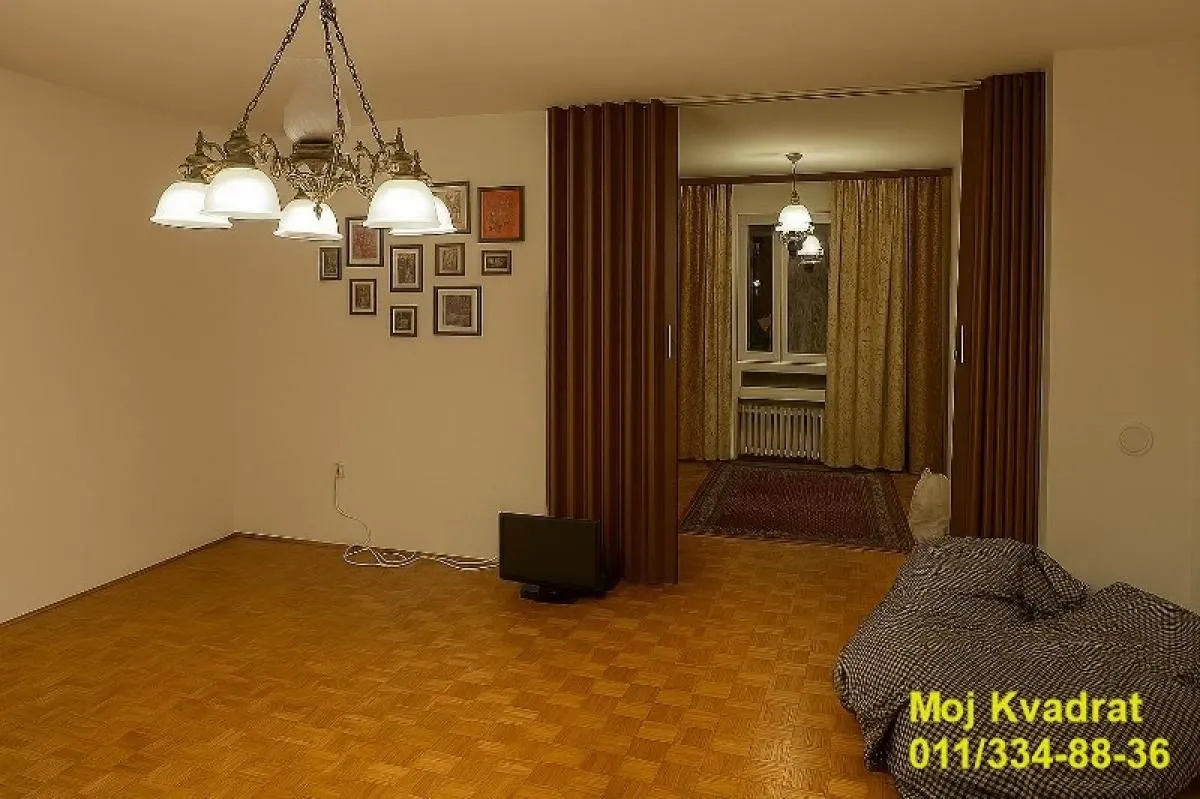 Prodaja, četvorosoban stan, 73m², Vračar Sve Podlokacije, Beograd