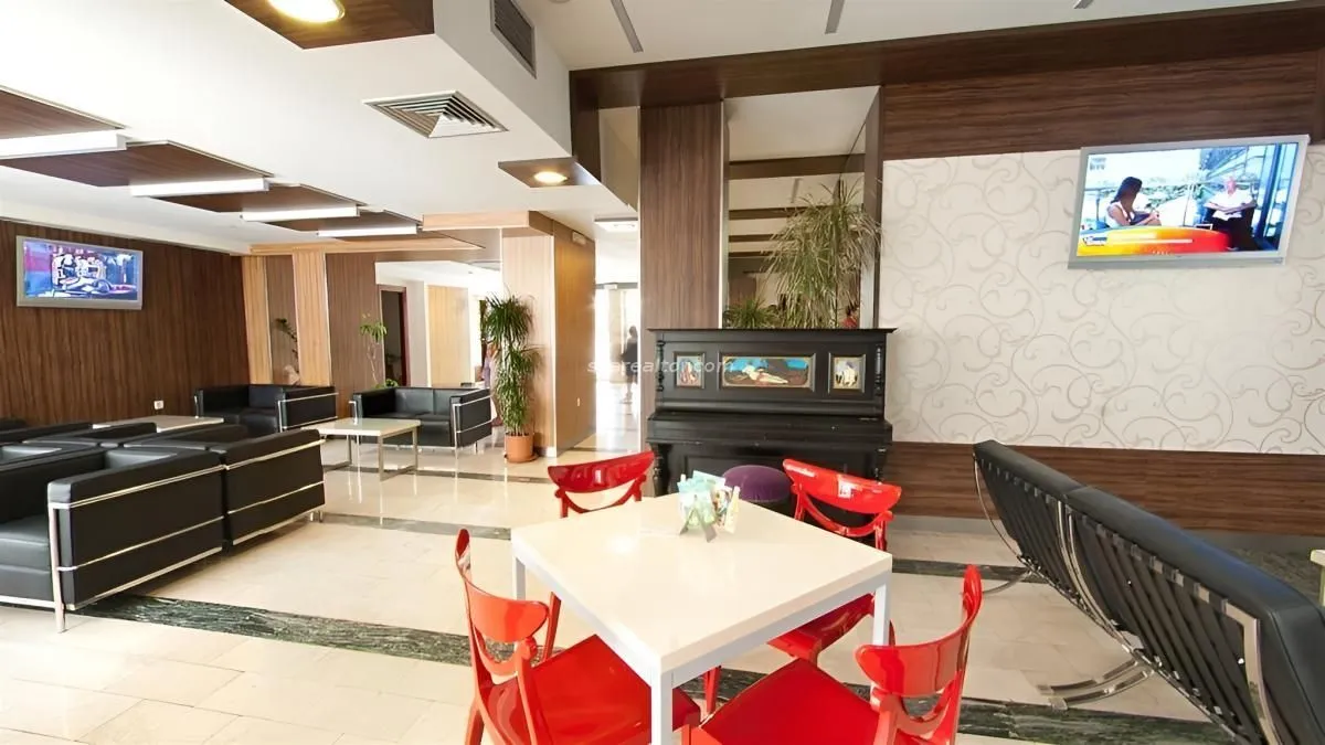 Prodaja, ugostiteljski objekat, 1450m², Igalo, Herceg Novi