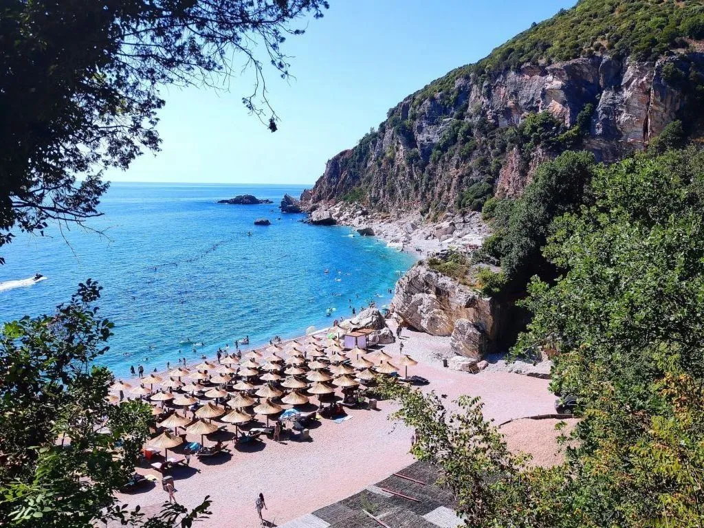 Sale, house, 1300m², Perazića do, Budva