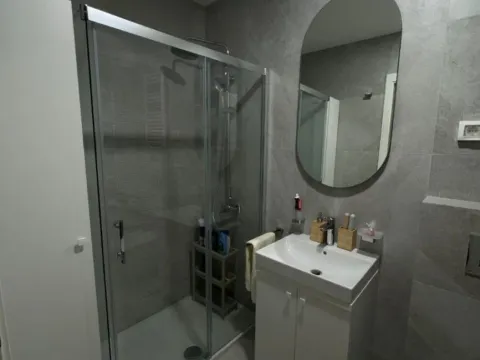 Izdavanje, jednosoban stan, 40m², Central Point, Podgorica - image 3