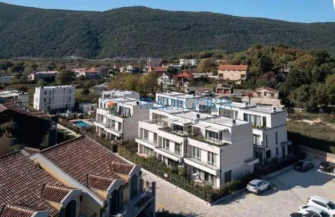 Sale, house, 167m², Budva, Crna Gora - image 25