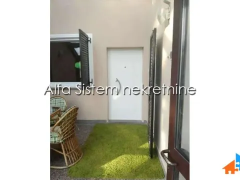 Izdavanje, kuća, 250m², Bezanijska Kosa 1, Bežanijska Kosa Sve Podlokacije - image 14