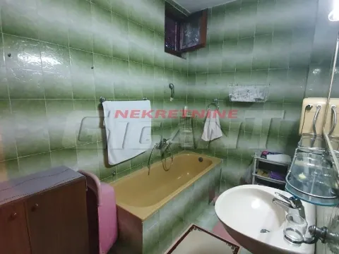 Sale, house, 300m², Gradska Bolnica, Zvezdara Sve Podlokacije - image 8