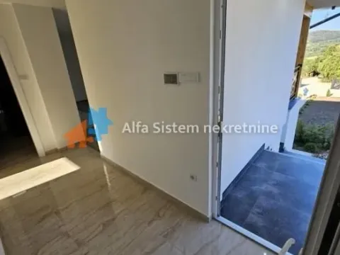 Prodaja, kuća, 150m², Sremska Mitrovica, Srbija - image 8