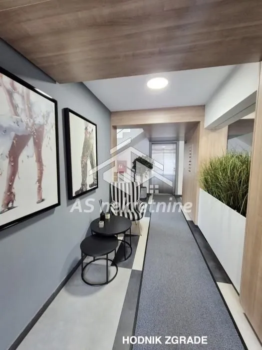 Izdavanje, dvosoban stan, 36m², Zeleni Venac, Beograd