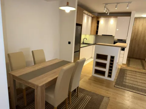 Izdavanje, četvorosoban stan, 102m², Crveni Krst, Beograd - image 5