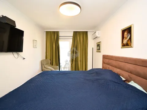 Sale, three bedroom apartment, 140m², Budva, Crna Gora - image 15