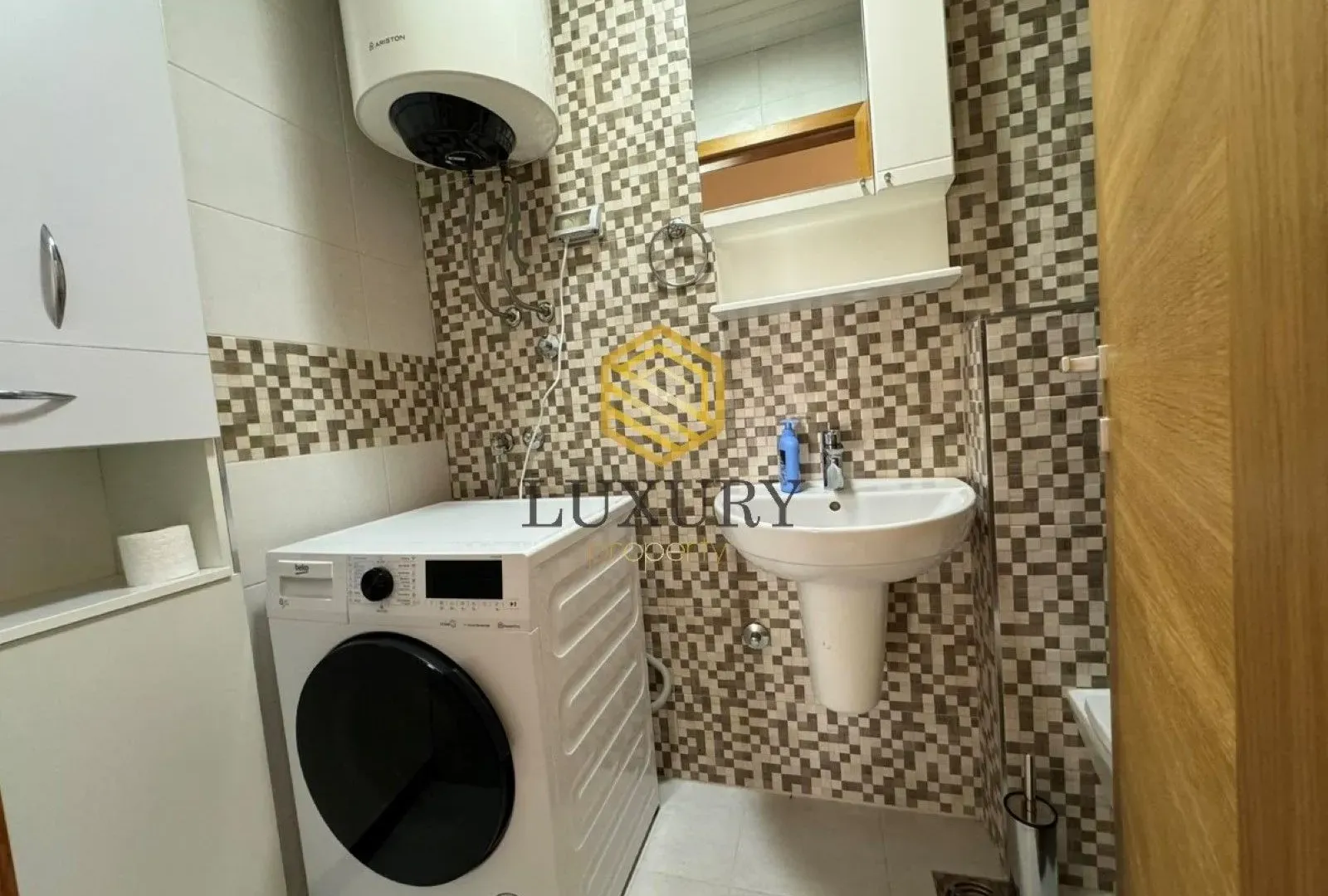 Rent, two bedroom apartment, 65m², City Kvart, Podgorica