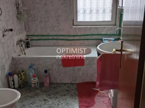 Prodaja, kuća, 197m², Krnjaca, Palilula Sve Podlokacije - image 8