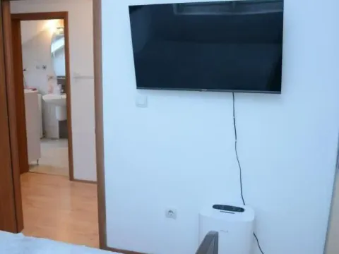 Sale, three bedroom apartment, 96m², Zvezdara Sve Podlokacije, Beograd - image 5