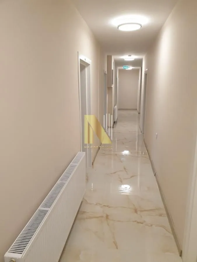 Rent, office space, 550m², Petrovaradin, Novi Sad