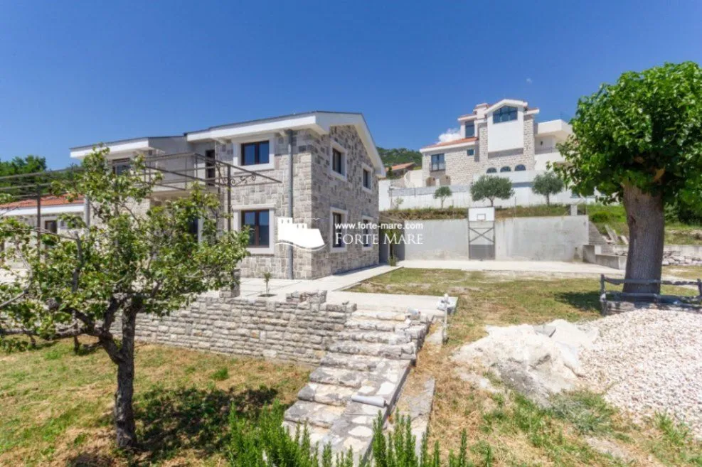 Prodaja, kuća, 320m², Topla, Herceg Novi