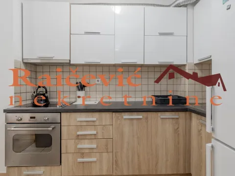 Izdavanje, dvosoban stan, 45m², Gradska Bolnica, Zvezdara Sve Podlokacije - image 10