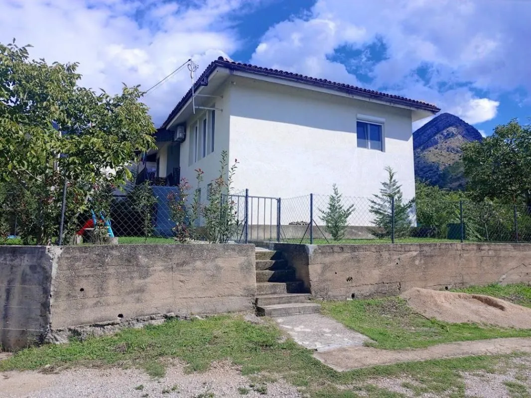 Prodaja, kuća, 67m², Bar, Crna Gora
