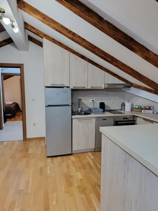 Rent, two bedroom apartment, 88m², Centar, Tivat