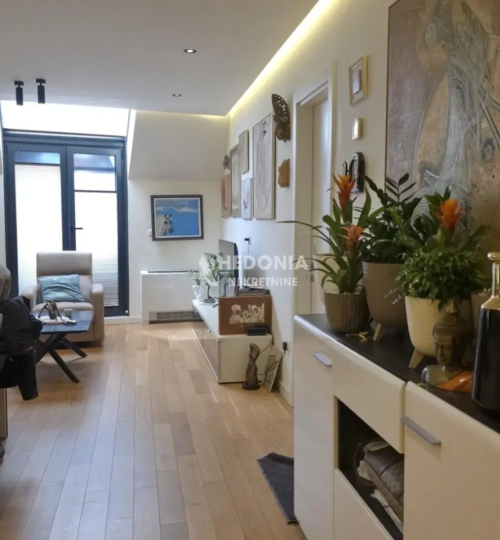 Rent, two bedroom apartment, 60m², Vračar Sve Podlokacije, Beograd
