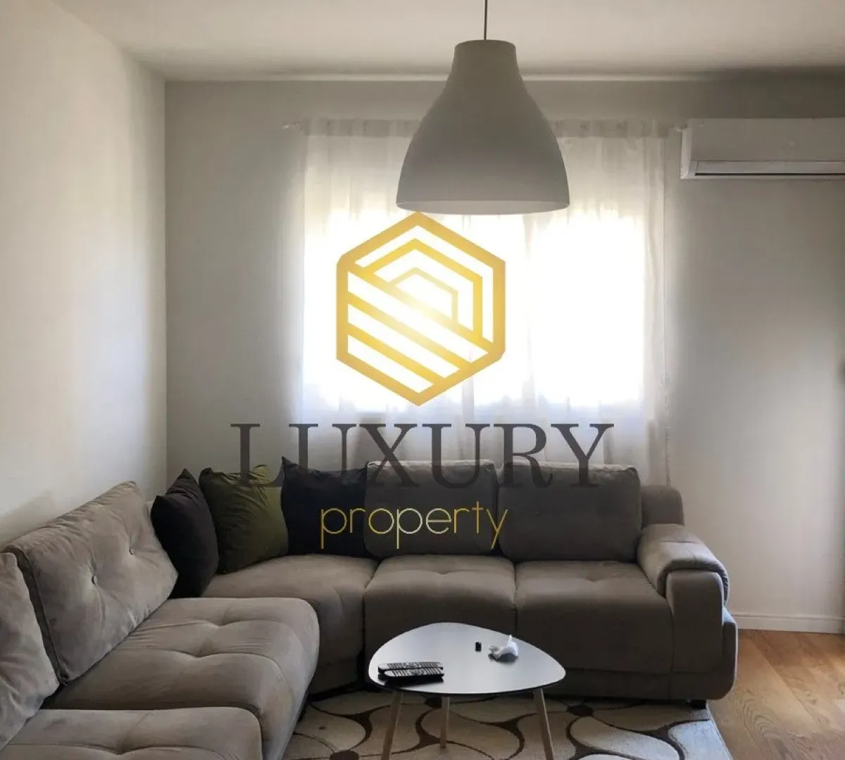 Prodaja, jednosoban stan, 49m², Central Point, Podgorica