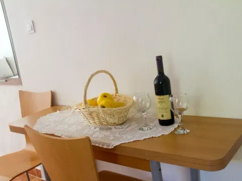 Sale, studio apartment, 26m², Sveti Stefan, Budva - image 2