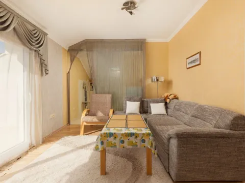 Sale, two bedroom apartment, 72m², Centar, Budva - image 11