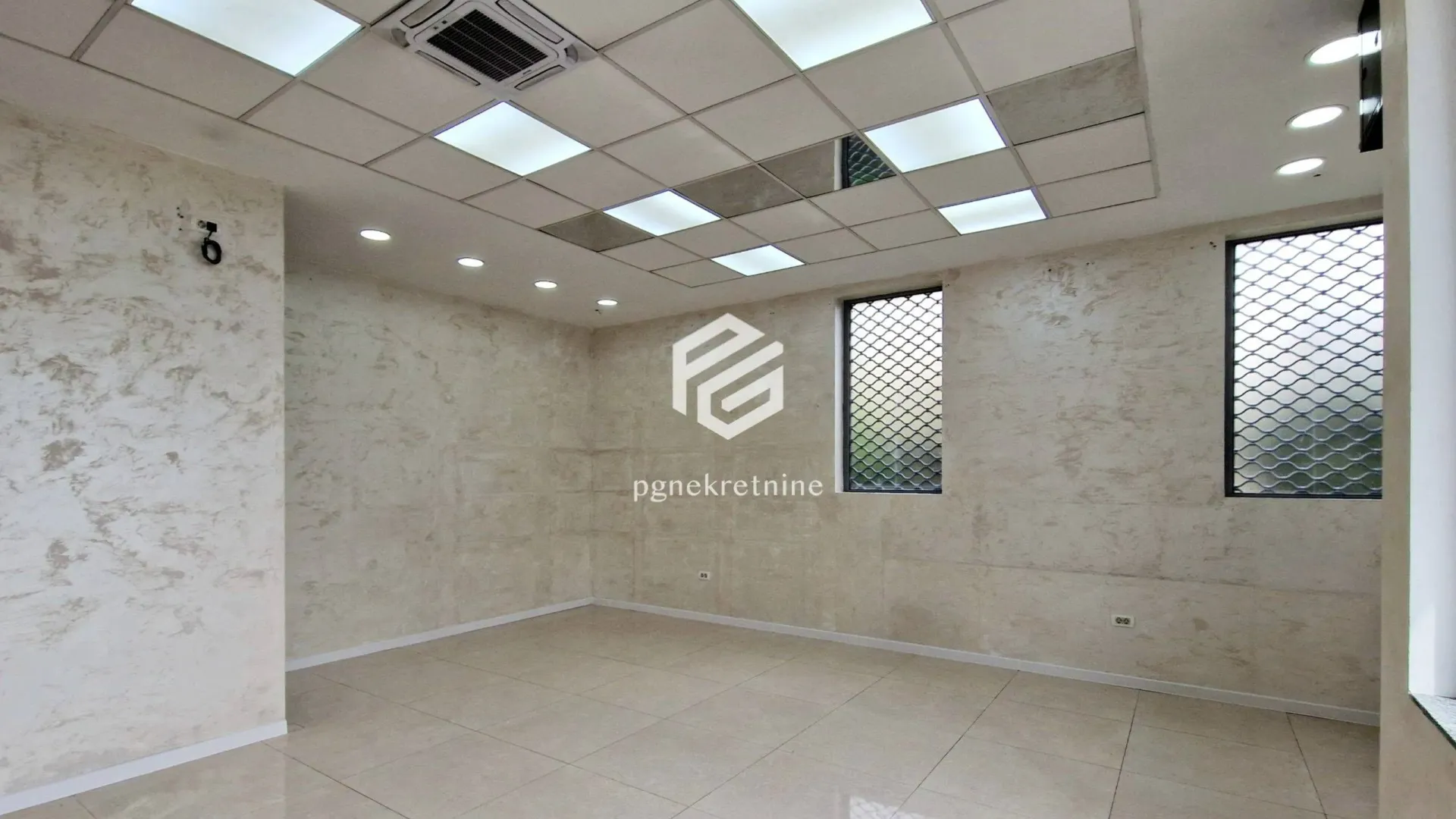 Prodaja, stan, 43m², Drac, Podgorica