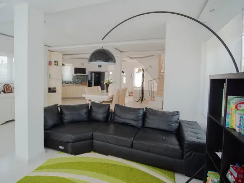 Prodaja, kuća, 525m², Luštica, Tivat - image 24