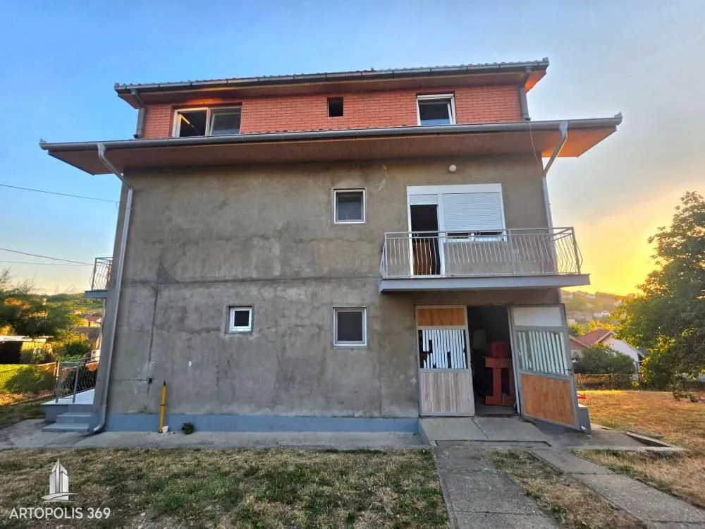 Sale, house, 250m², Obrenovac, Beograd