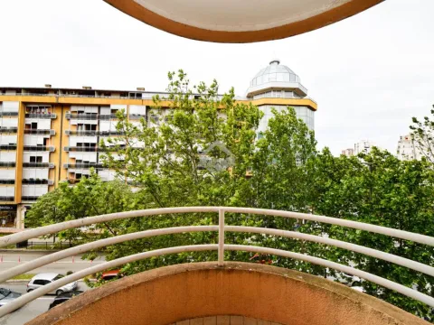 Izdavanje, trosoban stan, 104m², Preko Morače, Podgorica - image 6