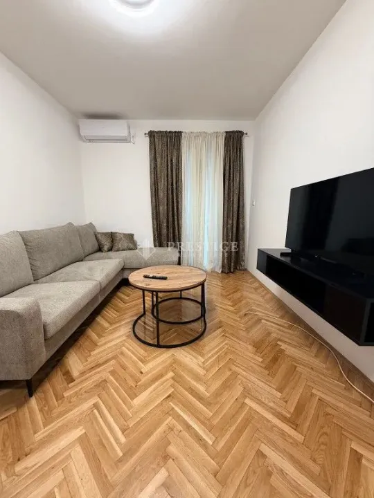 Rent, one bedroom apartment, 48m², Stara Varoš, Podgorica