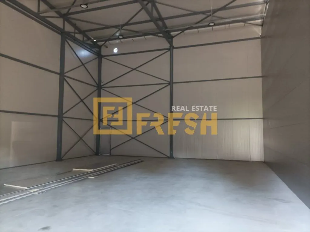 Rent, office space, 200m², Danilovgrad, Crna Gora