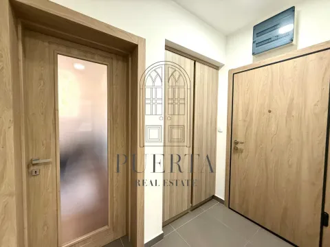 Sale, two bedroom apartment, 70m², Master Kvart, Podgorica - image 13