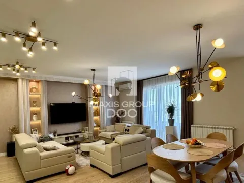 Prodaja, četvorosoban stan, 124m², Savski Venac, Beograd - image 2