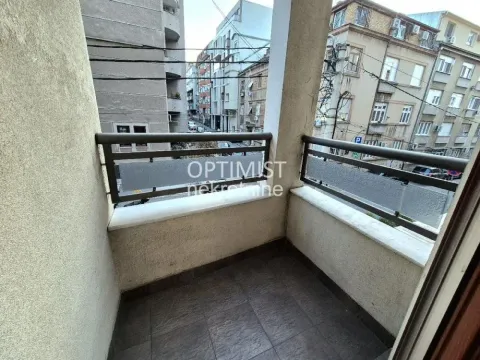 Rent, two bedroom apartment, 41m², Kalenić Pijaca, Vračar Sve Podlokacije - image 10