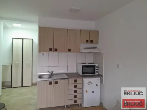 Rent, studio apartment, 27m², Salajka, Novi Sad Sve Podlokacije - image 3