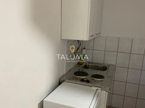 Izdavanje, poslovni prostor, 41m², Dalmatinska ulica, Podgorica - image 2
