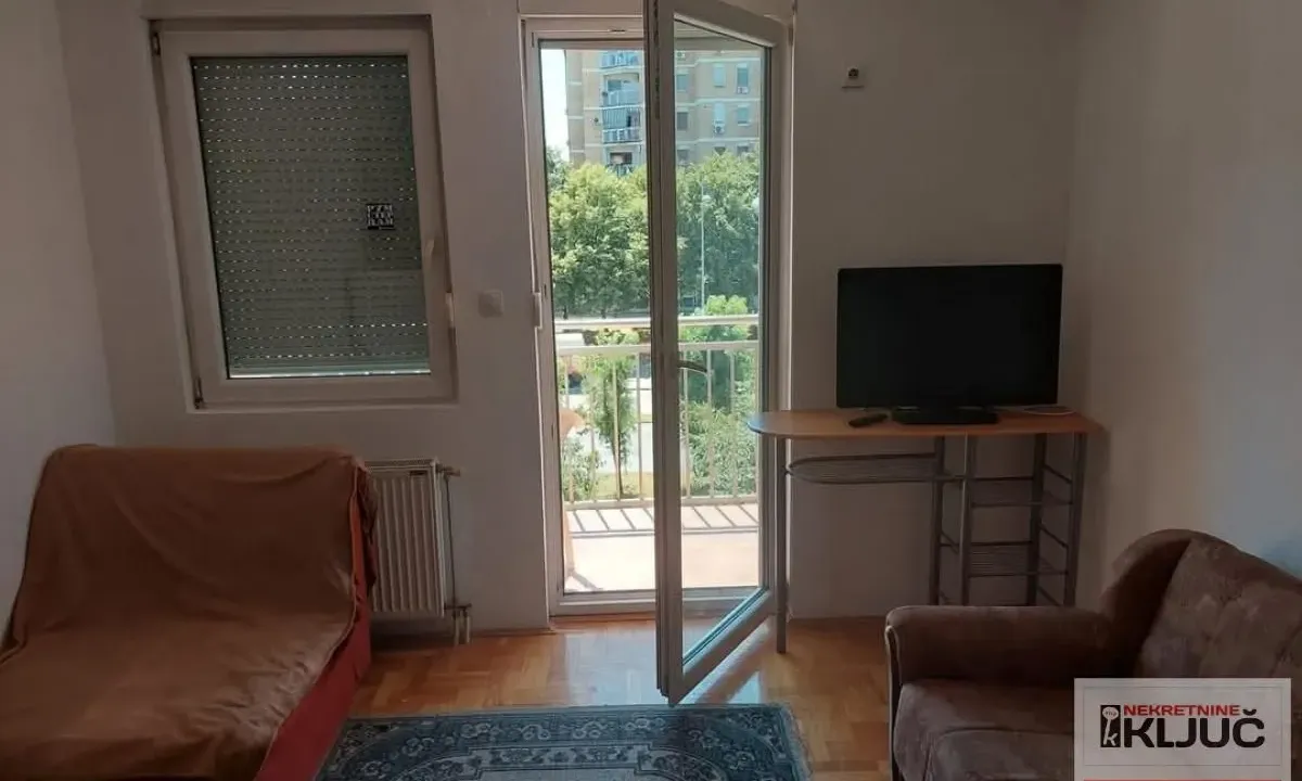 Rent, studio apartment, 30m², Sajmište, Novi Sad