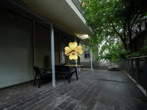 Izdavanje, kuća, 63m², Momišići, Podgorica - image 10