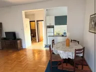 Izdavanje, dvosoban stan, 65m², Krivi Most, Podgorica - image 2