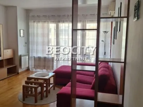 Izdavanje, dvosoban stan, 58m², Centar, Novi Sad - image 4