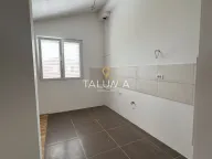 Prodaja, dvosoban stan, 74m², Stari Aerodrom, Podgorica - image 3