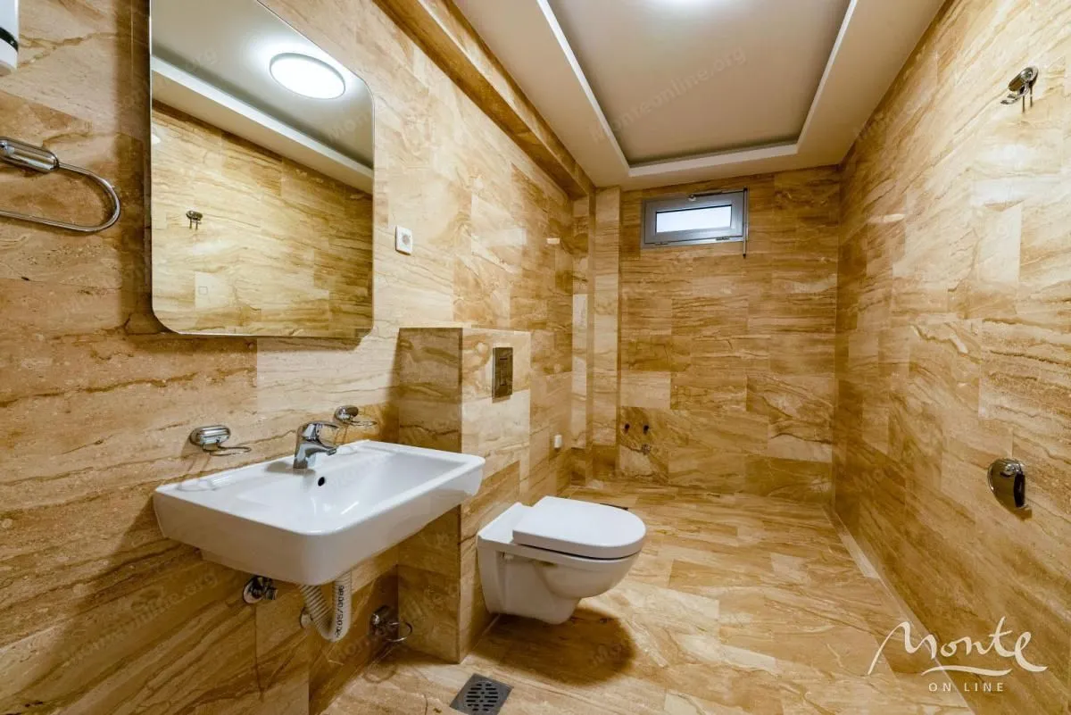 Sale, three bedroom apartment, 160m², Pržno, Budva