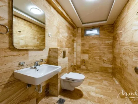 Sale, three bedroom apartment, 160m², Pržno, Budva - image 18