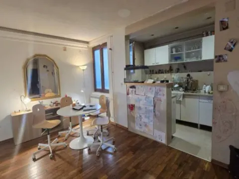 Sale, three bedroom apartment, 135m², Slavija, Vračar Sve Podlokacije - image 6