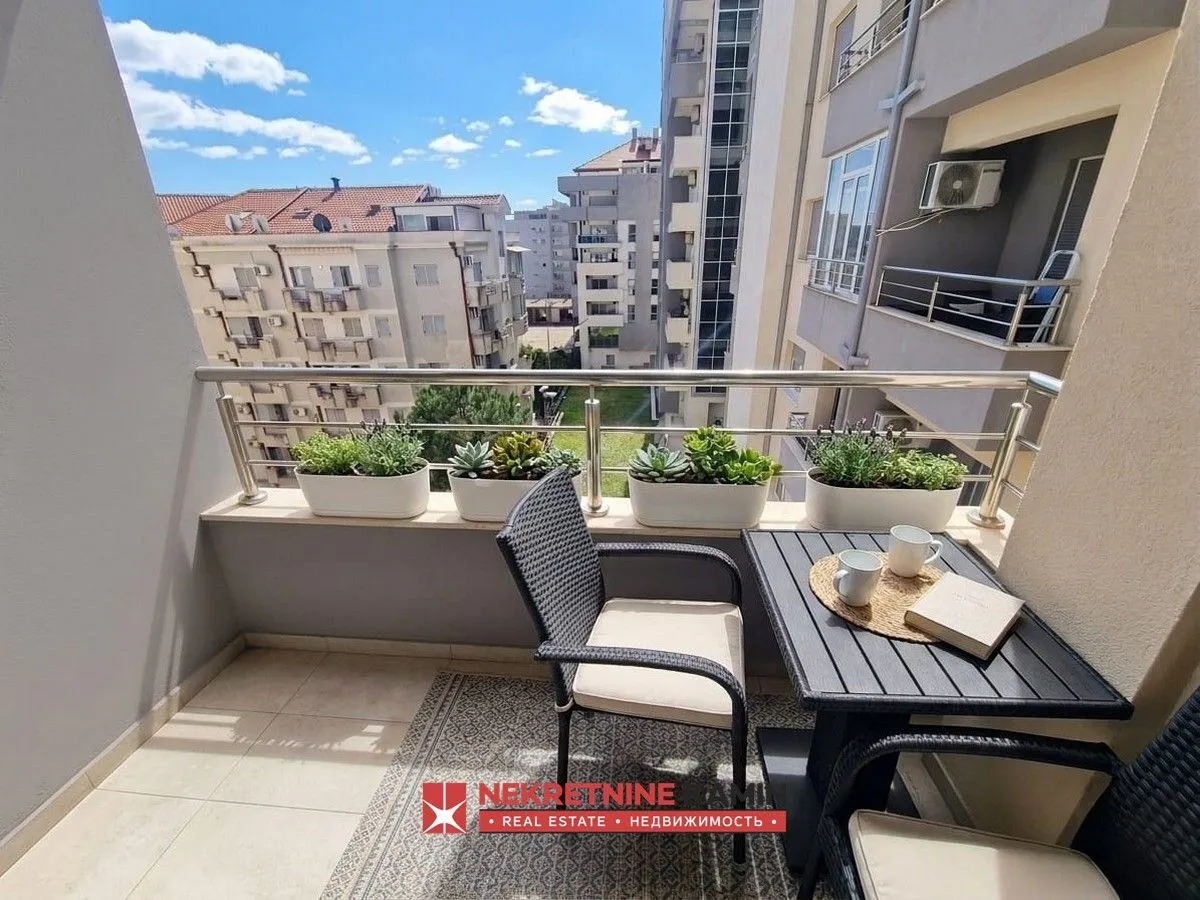 Sale, studio apartment, 44m², Rozino, Budva