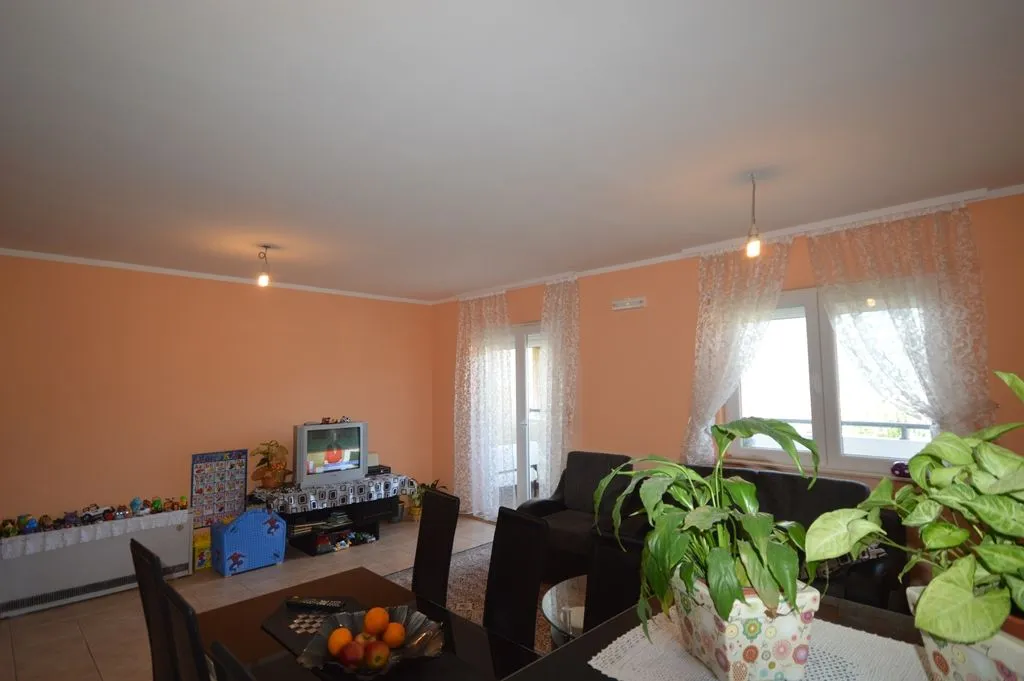 Prodaja, dvosoban stan, 76m², Topla, Herceg Novi