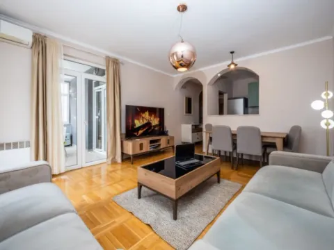 Prodaja, dvosoban stan, 70m2, Gruda, Cetinje