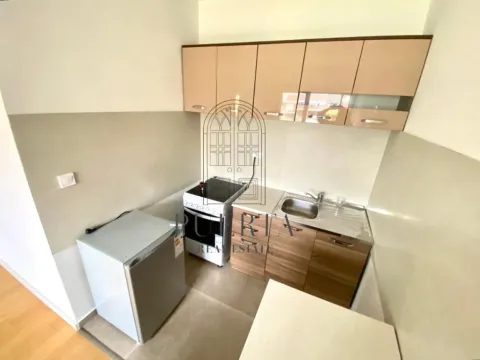 Izdavanje, garsonjera, 33m², Centar, Podgorica - image 6