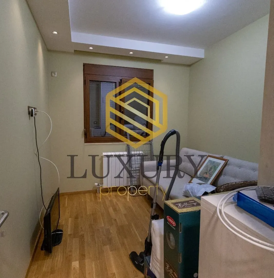 Izdavanje, kuća, 220m², Ćurilac, Danilovgrad