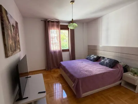 Izdavanje, dvosoban stan, 120m², Bečići, Budva - image 6