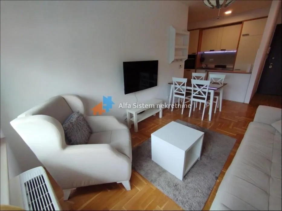 Rent, apartment, 40m², Lekino Brdo, Voždovac Sve Podlokacije